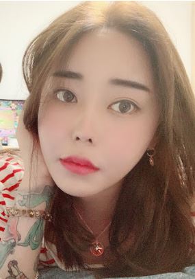 꽃자 | 박진환 | 朴辰煥 | 대한민국의 여성 유튜버 |  트랜스여성