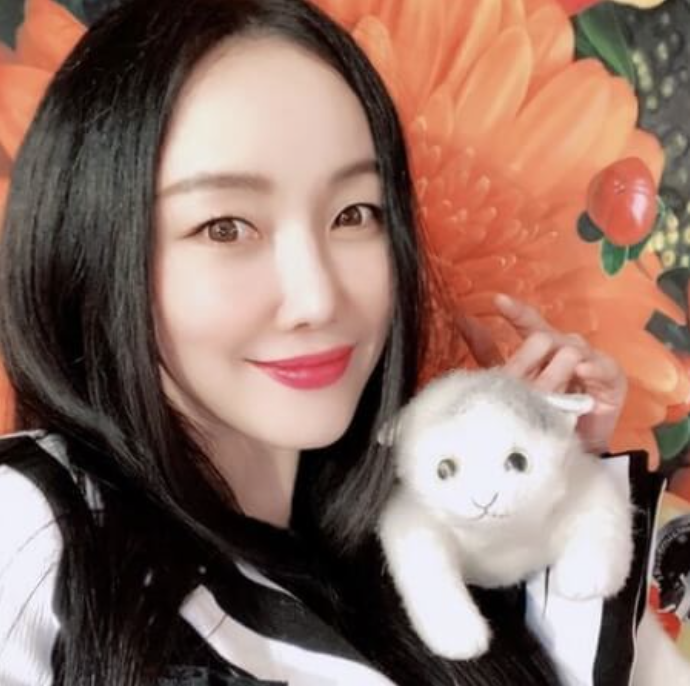 낸시랭 프로필 나이 몸매 행위예술 작품 활동 학력 가족관계
