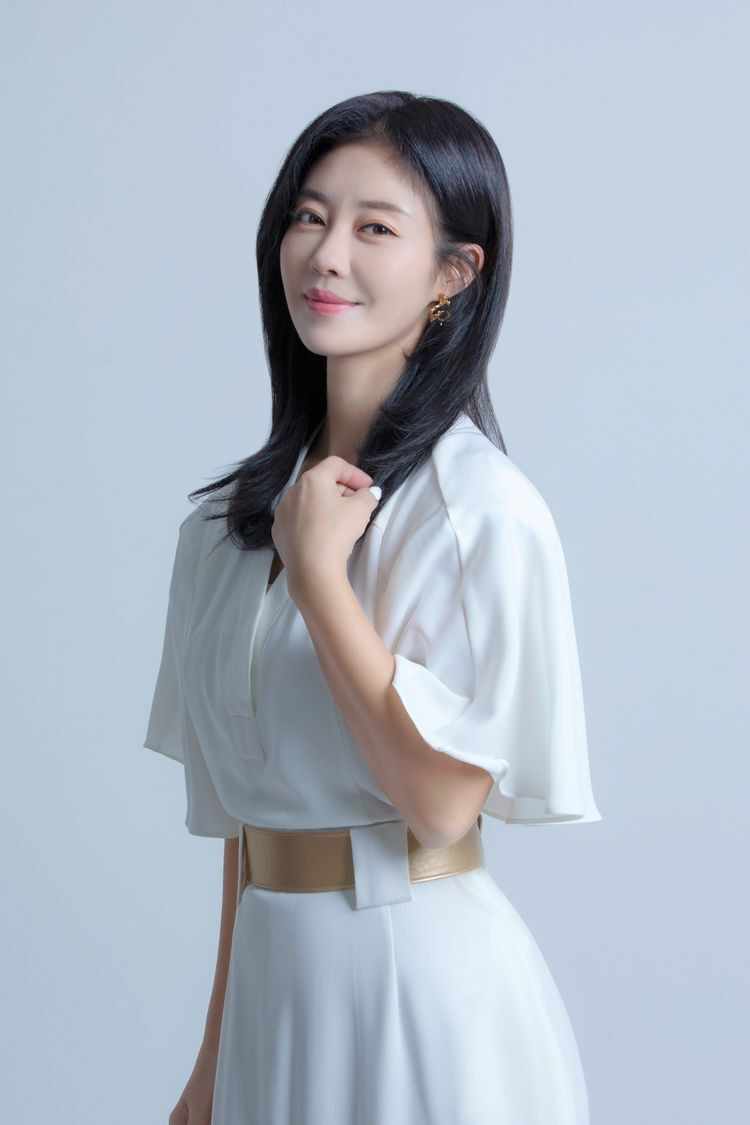 쥬얼리 이지현 조민아 따돌림 논란에 입장 섭외 혼자못받은것 프로필 나이