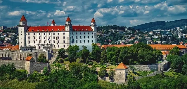슬로바키아 역사/수도/도시/문화/관광/전망 에 대해 알아보기
