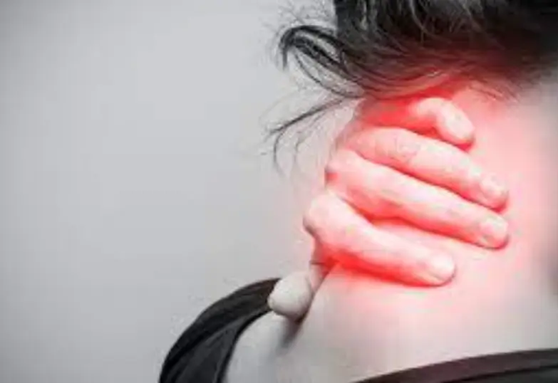 목 통증 원인(왼쪽, 오른쪽, 뒷목)과 스트레칭