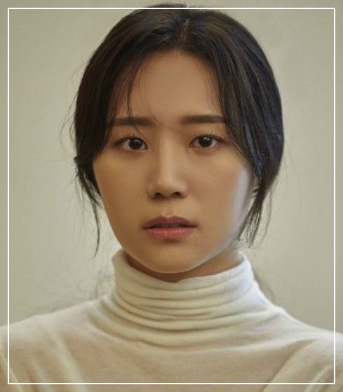 KCC 광고 문명의충돌편 리뷰 및 모델 박예니 그녀는 누구인가?