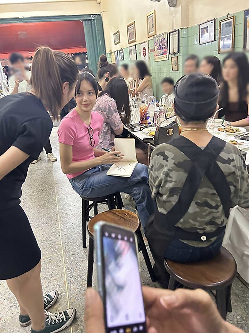 블랙핑크 리사, 삼성 이재용 딸·대상그룹 임세령 부회장과 태국 여행...