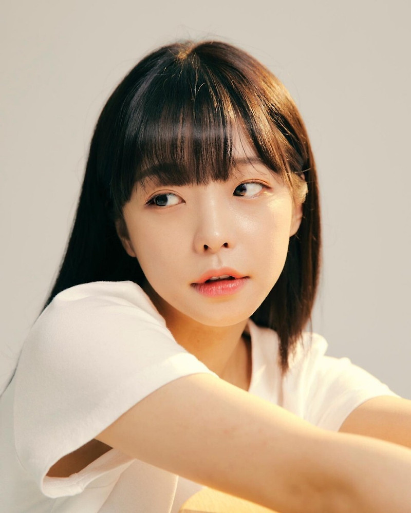 아프리카TV 인기 여캠 김하콩, 방송서 아이돌 관련 발언으로 팬들과 언쟁 벌리기도
