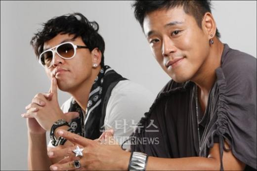 가수 원투 오창훈 47세 사망 원인 대장암 투병 와이프 직업 아내 나이 동료 멤버 송호범 나이 프로필