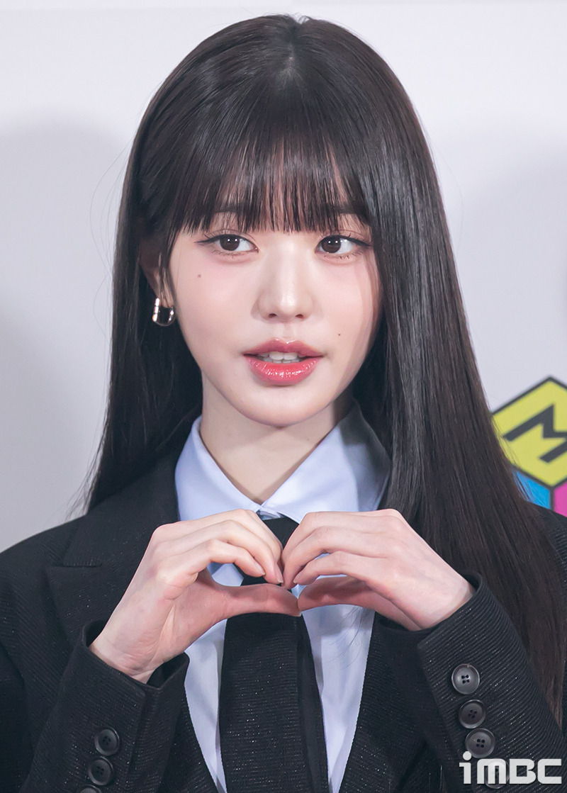 아이브 장원영, 일본 팬 사인회 미담 속출...