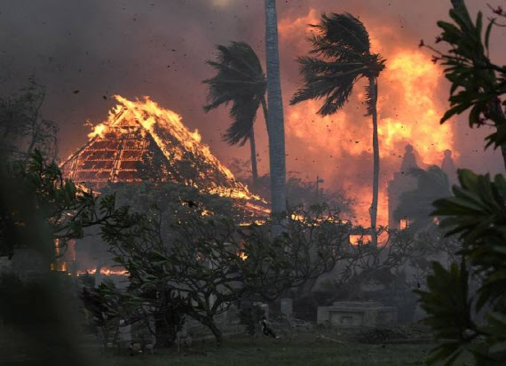 미국 하와이 마우이섬 산불 사망자 53명으로 늘어...