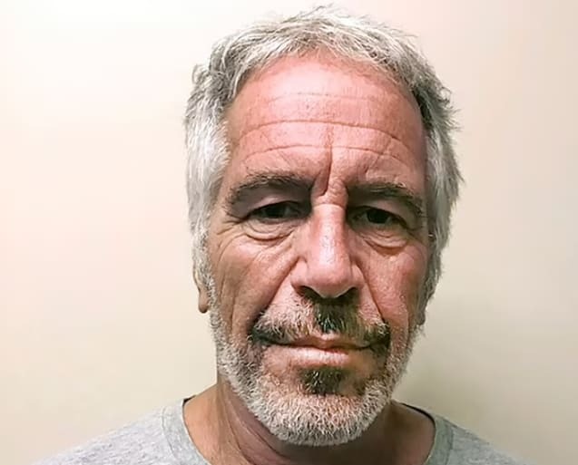 소아성애자 '제프리 엡스타인'과 관련된 유명인사들 기록 공개돼 VIDEO: Epstein's VERY tangled web: Pedophile met with current CIA Director William Burns, Obama White House lawyer...