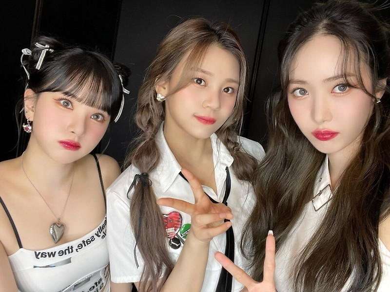 故 문빈 보낸 '18년 여사친' 신비 속한 비비지, 컨디션 난조로 스케줄 취소 