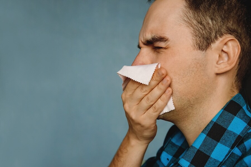 겨울철 잦은 기침과 발열 폐렴구균 감염증 예방과 위험요소 3가지
