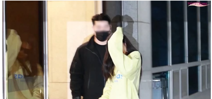 블랙핑크 제니 운동하다 안면 부상 '얼굴에 밴드 붙일 것' 3일 인천공항 출국 장면
