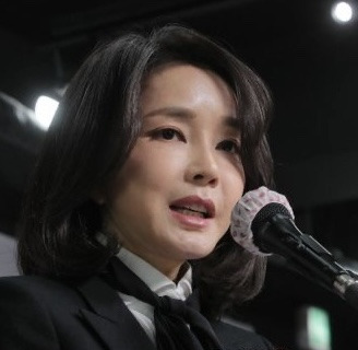 김건희 엄마 최은순 사문서위조 공모 혐의, 서울경찰청 서면조사로 불송치 각하 처분