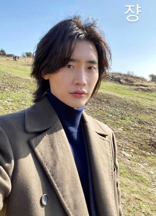 이종석, '마녀2' 만나 달라진 분위기~ 장발도 착붙인 34살 [사진]