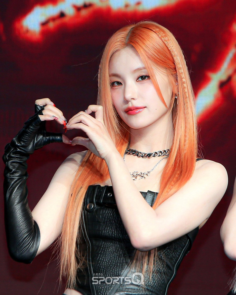 있지 예지, 박진영 청룡영화상 축하 무대 본 소감 질문에 