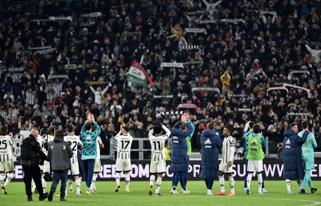 Juventus Faced with Point Deduction, Official Bans over Transfer Scandal