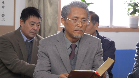 [2020 기독교 영화 무료 감상]그리스도가 진리, 길, 생명이심을 어떻게 알 것인가? - 기독교 간증 영화 - 경건의 비밀 - 명장면(5)