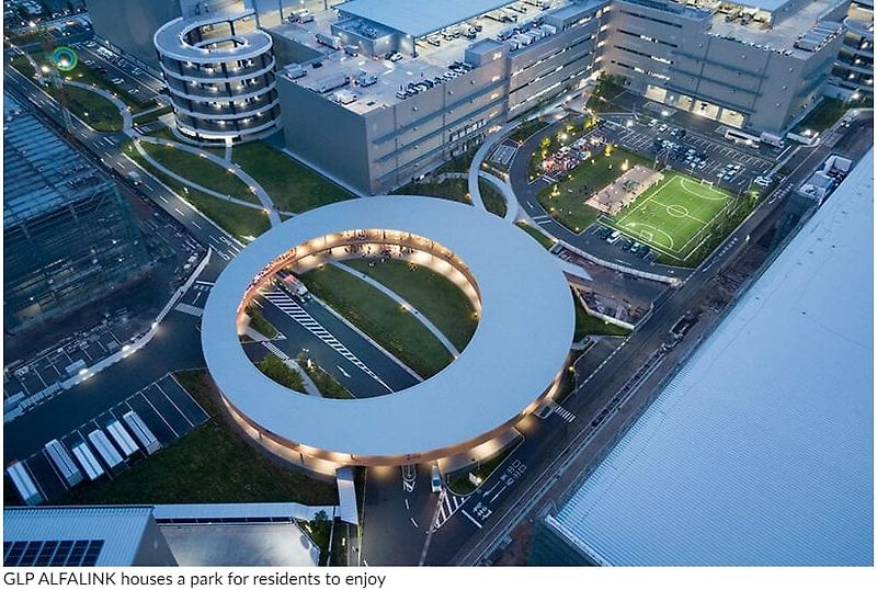 일본 GLP ALPALINK 물류 허브, 공공용 링 모양의 조형물 공개 Japan's GLP ALFALINK logistics hub unveils sculptural, ring-shaped building for public use