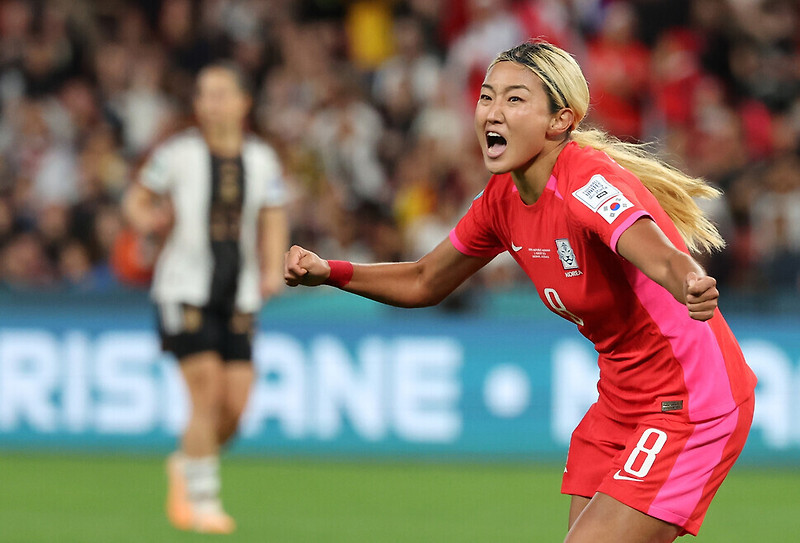 '조소현' 여자축구 월드컵 사상 첫 선제골 넣다.