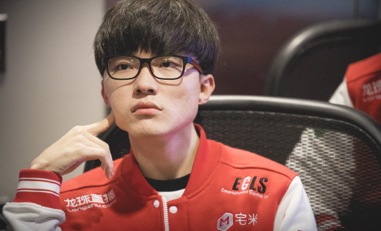 페이커 나이 이상혁 키 연봉 학력 고향 우승 경력 롤드컵 결혼 여자친구