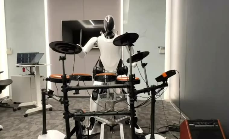 샤오미의 드럼치는 휴머노이드 로봇 VIDEO: Xiaomi CyberOne Drumming