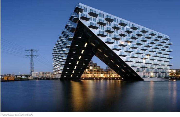 물위에 떠 있는 플로팅 아파트를 설계한 건축가들 VIDEO: Sluishuis Amsterdam