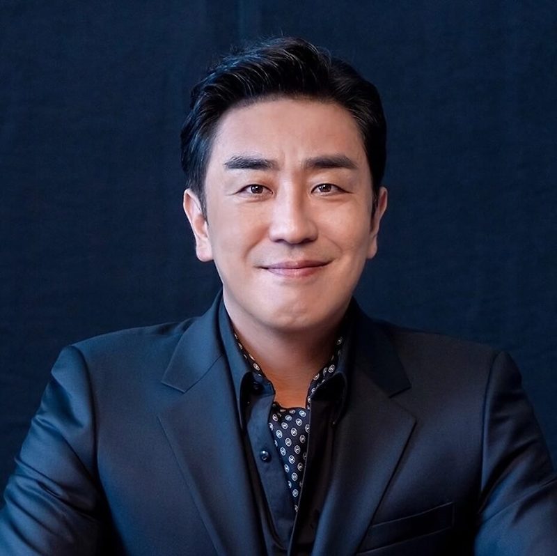 배우 류승룡 프로필, 나이, 키, 고향, 학력, 결혼, 소속사