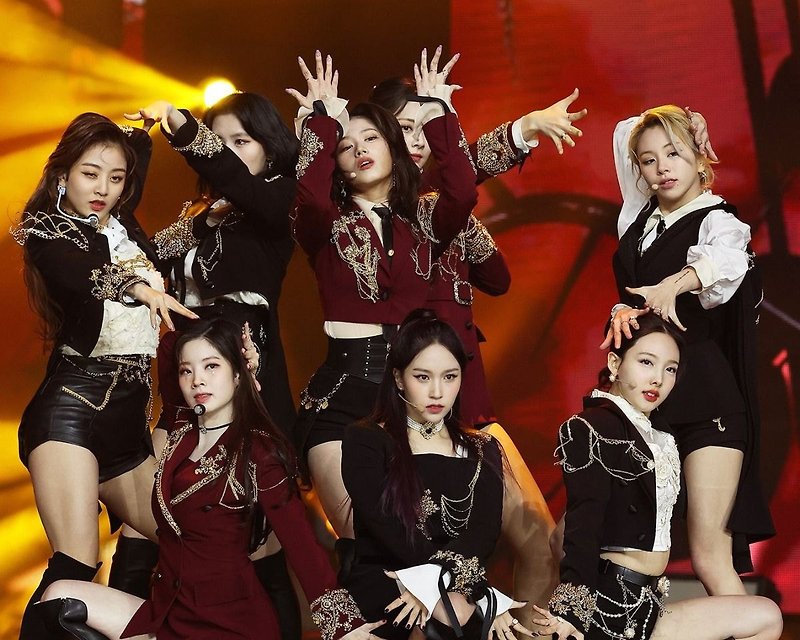 [골든디스크] 트와이스 CRY FOR ME 무대
