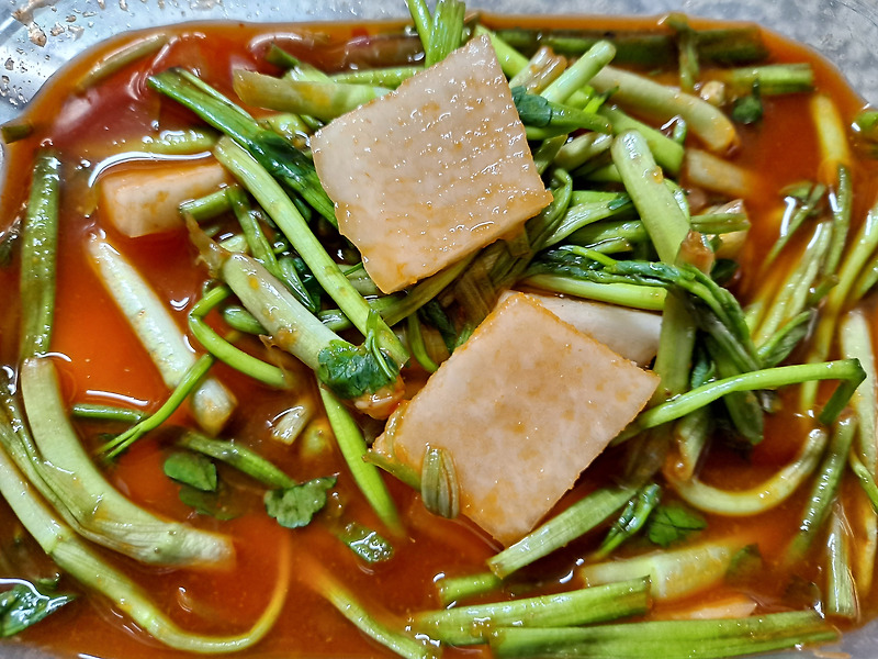 향긋한 봄내음을 담다, 돌미나리물김치(Wild Parsley Water Kimchi)