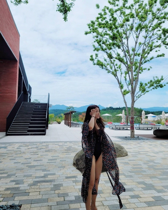 '연매출 25억 사업가' 이시영, 수영복 몸매 자랑 '애엄마 맞아?'