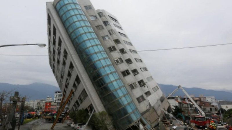 2021년 1월 15일 인도네시아 6.2 규모 지진 발생