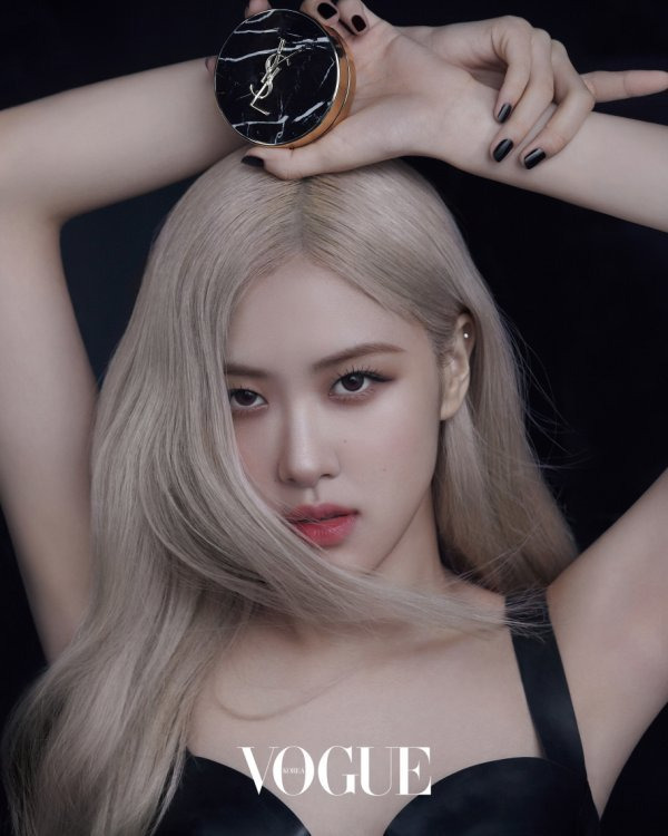 ‘입생로랑 뷰티 NEW뮤즈’ 블랙핑크 로제, 시선을 사로잡는 여신美