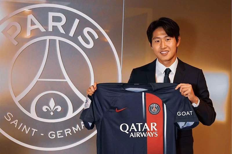 이강인 PSG 이적 완료, 