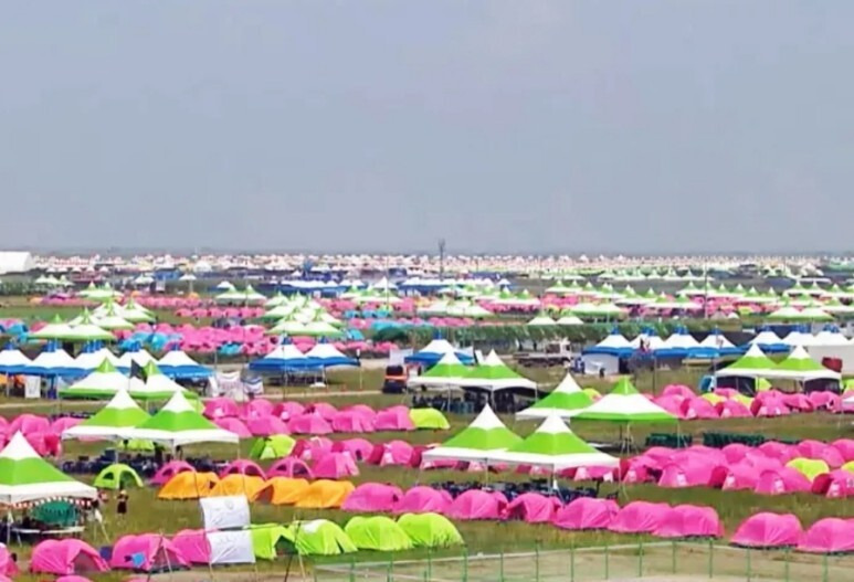 부안 새만금 잼버리 폭염 온열질환 개영식 대회 축제 집단 탈진 골절 사고 현장 문제점 참가비 취재 (+참가자 폭로)