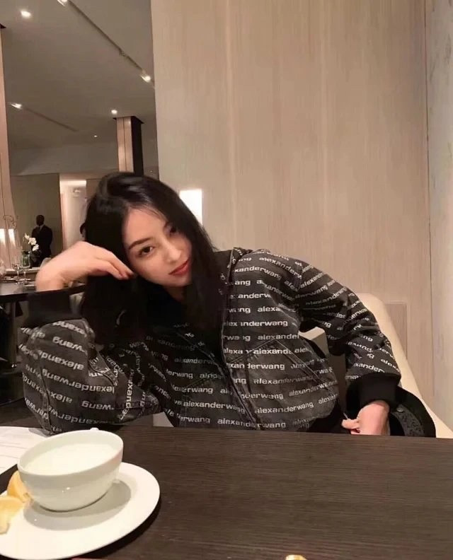 [ALEXANDER WANG] 알렉산더왕 20SS 멀티 로고 스웨트 셔츠 후드 집업 자켓 (2 COLOR)