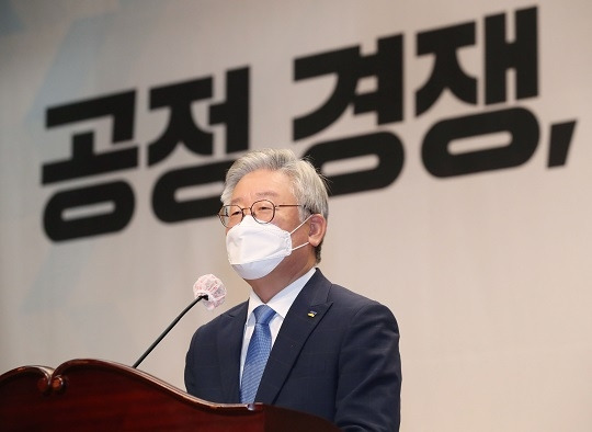이재명 관련주, 테마주 표로 한눈에 보기 [이재명 관련주, 이재명 테마주, 이재명 지지율, 에이텍, 오리엔트바이오, 오리엔트정공, 에이텍티앤, 인터지스]