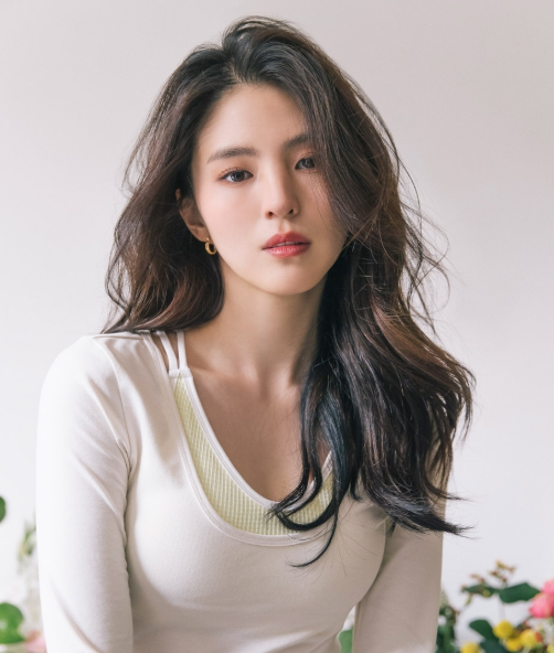 한소희 나이 프로필 키 인스타 블로그 몸매 엄마 빚투 논란 문자