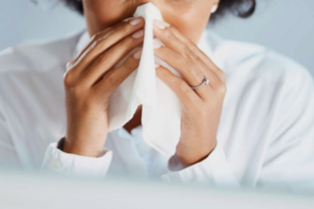 알레르기성 비염 코 막힐 때 입으로 숨쉬면 아데노이드형 얼굴로 변형될 수 있어요