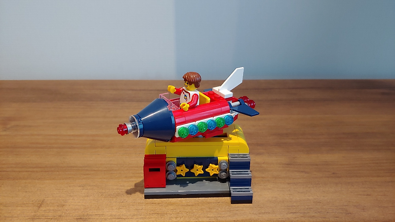 레고 40335 스페이스 로켓 라이드 조립