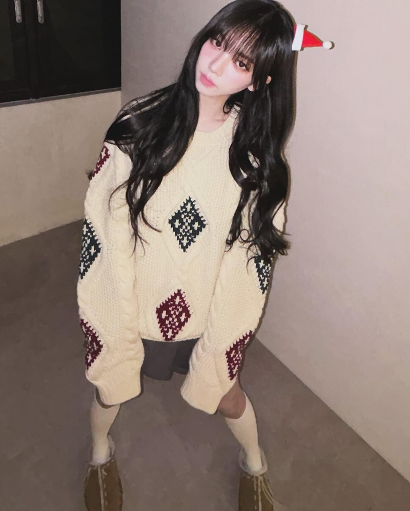 에스파 카리나, 크리스마스 준비하는 근황...