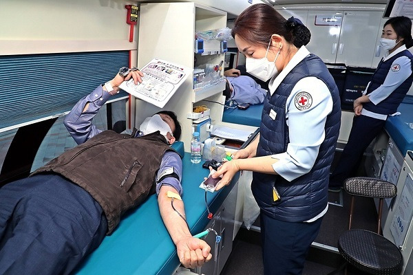 코로나 장기화에 혈액 수급난…국가헌혈협의회, 대책 마련 착수_보건복지부