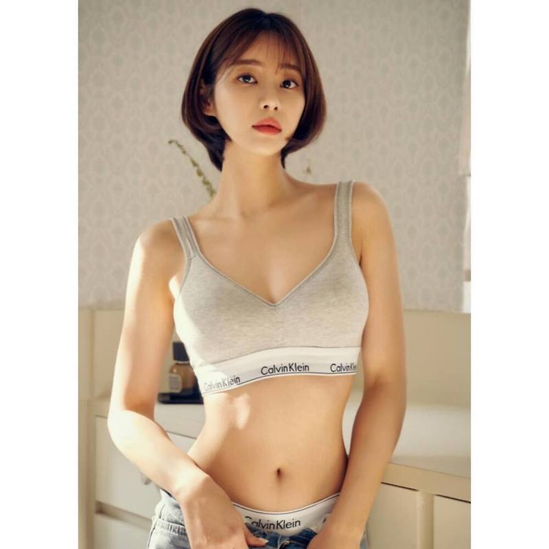 AOA 출신 서유나 캘빈클라인 언더웨어 바디 사진 인스타그램 모음