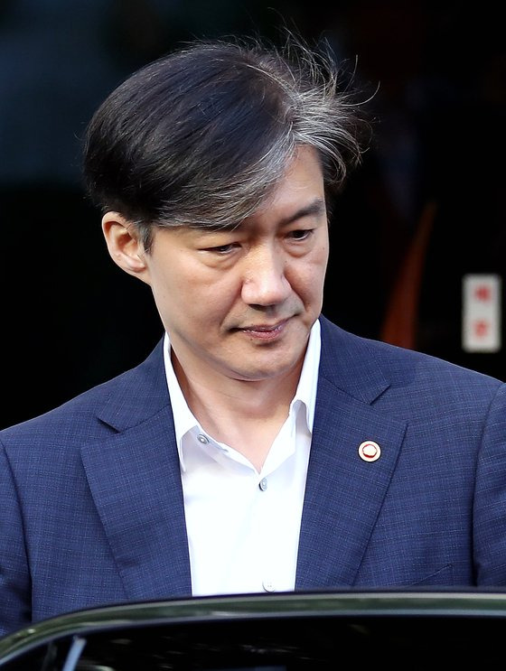 조민 나이 학력 고향 집안 가족 엄마 정경심 아빠 조국 딸