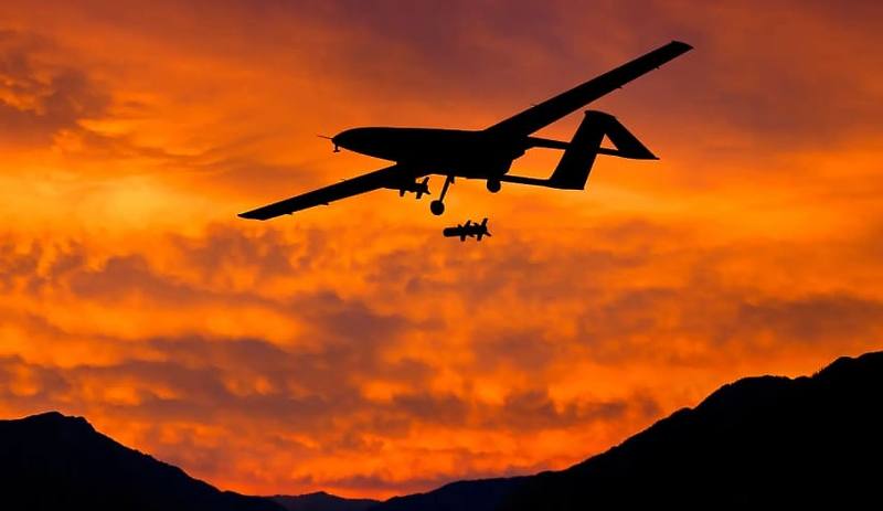 충격! AI, 미 공군 드론 임무수행 방해 조종사 살해...터미네이터 현실로 VIDEO: Air Force Colonel Now Says Drone That Turned...