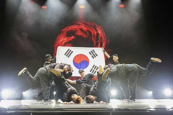 진조크루 성폭력 가해멤버 탈퇴조치 리더 스킴 김헌준 사과문