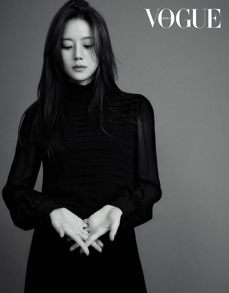 한 편의 영화 같은 문채원! [화보]