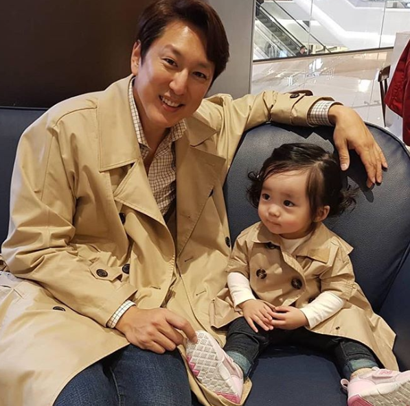 아나운서 한석준 부인 및 딸 사빈 화제