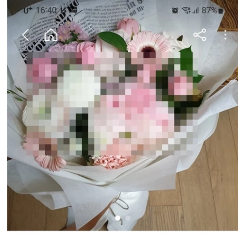 졸업시진 치솟은 꽃값 고물가에 졸업식 꽃다발 중고거래