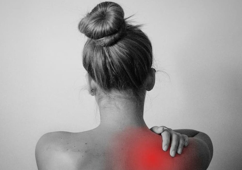 어깨 통증 원인 3가지와 치료방법