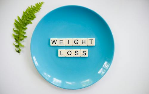 건강한 라이프스타일을 위한 체중 감량 전략: 다이어트 식단과 운동프로그램의 칼로리 제한 전략