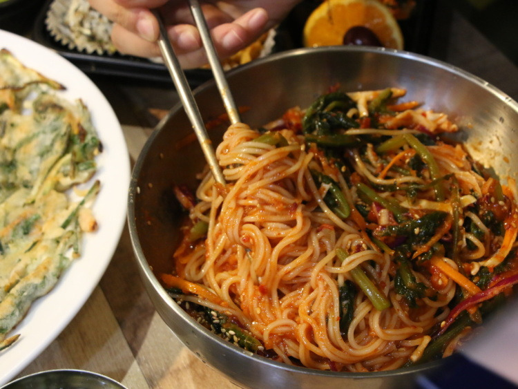 굿모닝 대한민국 라이브 자연건조 옛날 국수 광주 송정역 시장 맛집 식당 정보와 리뷰 평점을 알아보자